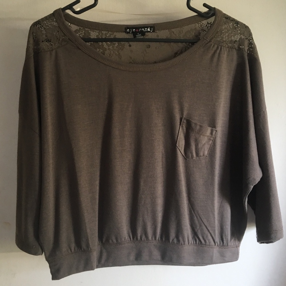 Olive mid fit shirt.  Like new!!!
